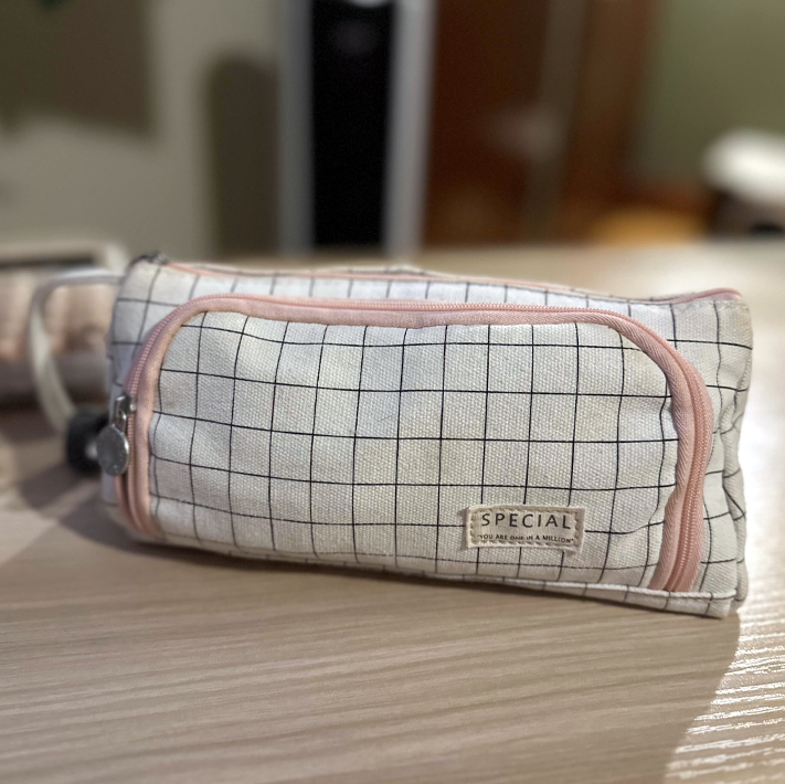 Pen Case: EASTHILL Big Capacity Pencil Pouch