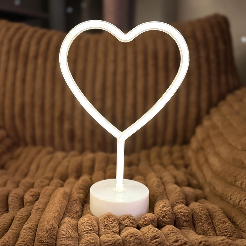LIGHT: Warm White Heart Neon Sign